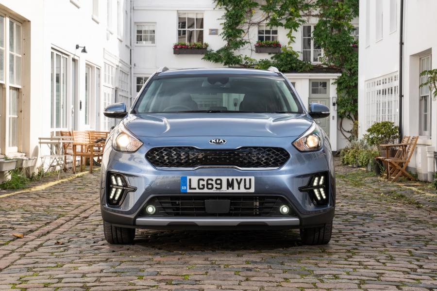  Kia Niro Plug-In Hybrid (DE) 2019 года  (UK) (фото 28 из 40)